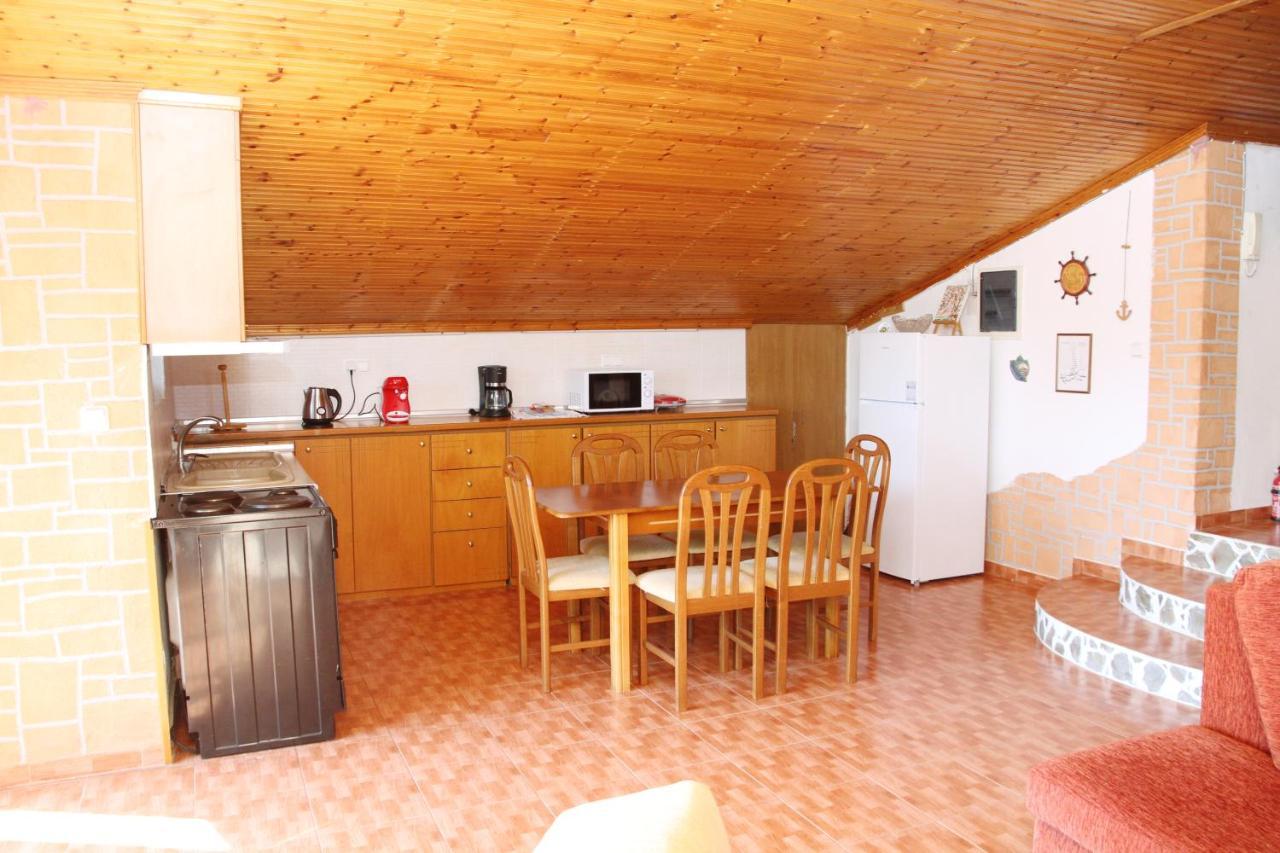 Ourania Luxury Apartment Keramotí Buitenkant foto
